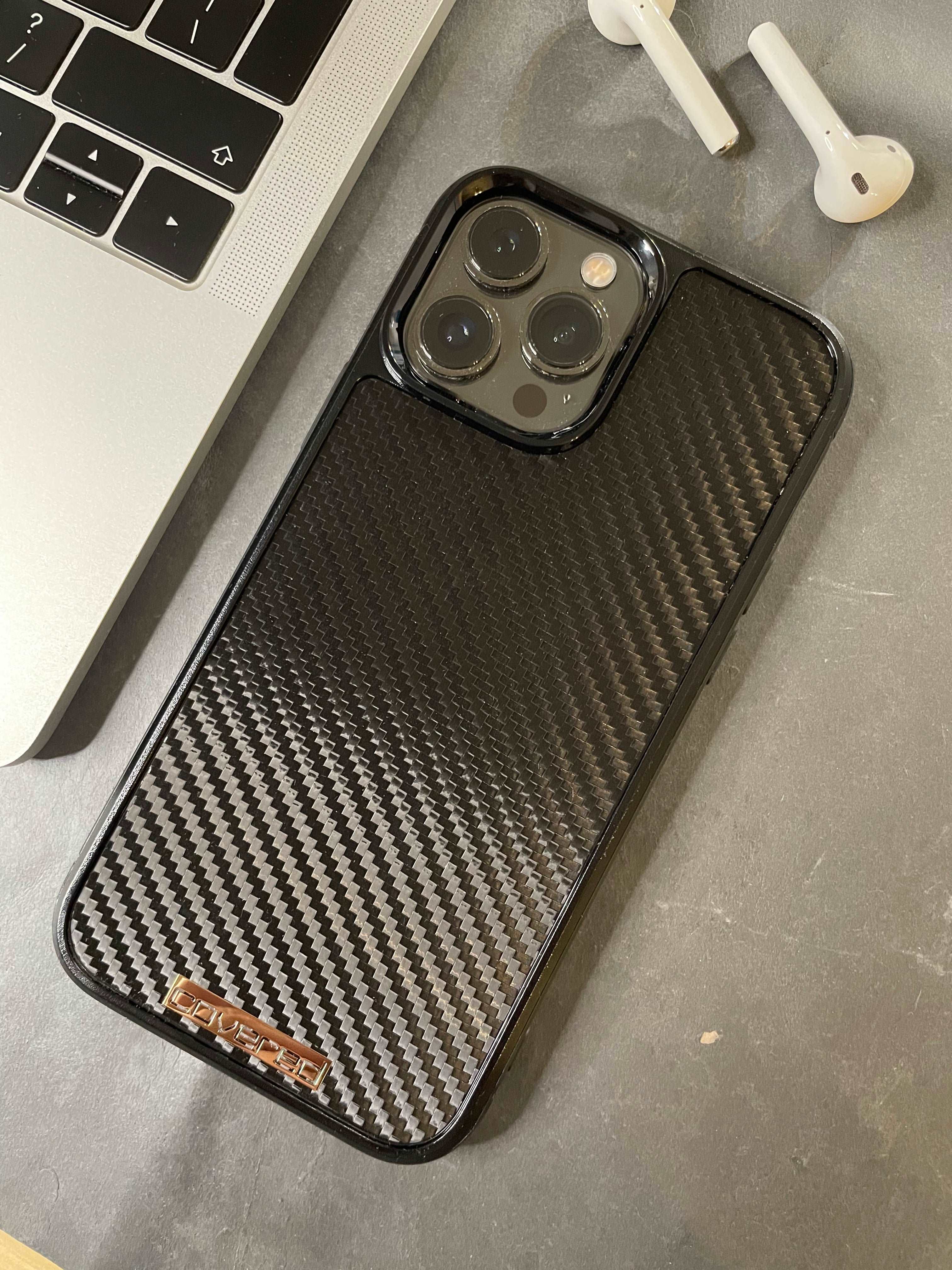 Husa iPhone - CARBON NEGRU 3D